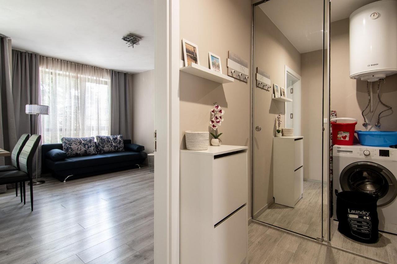 Cozy Flats Nearby Center Free Park Area Varna Exterior foto