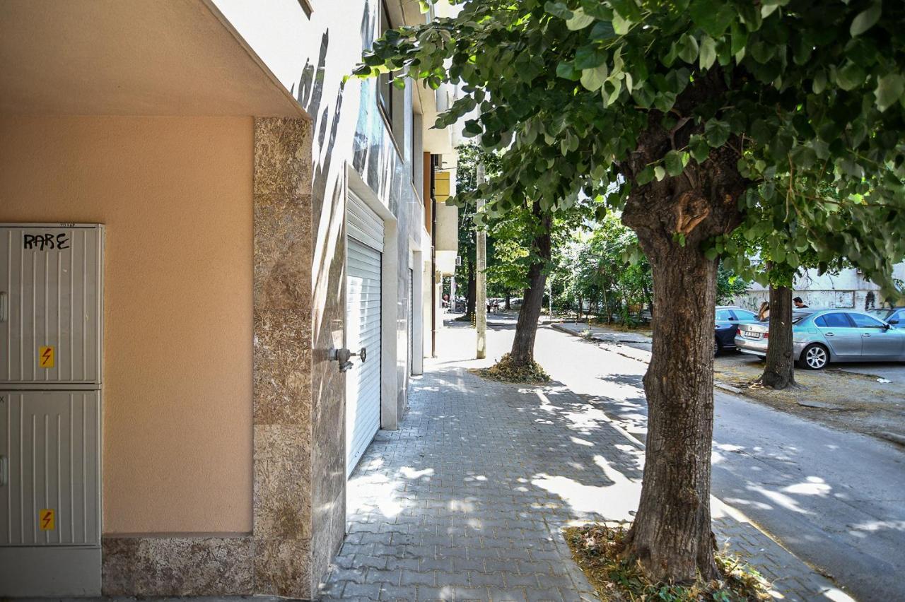 Cozy Flats Nearby Center Free Park Area Varna Exterior foto