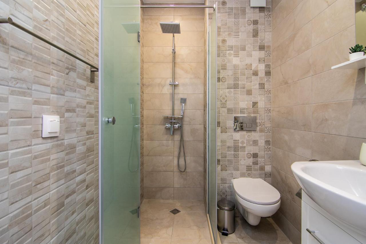 Cozy Flats Nearby Center Free Park Area Varna Exterior foto