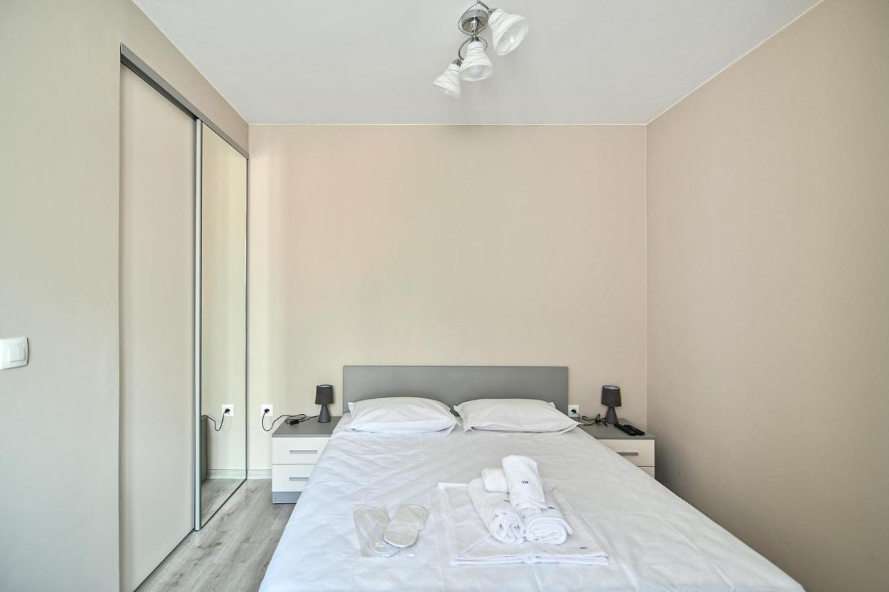 Cozy Flats Nearby Center Free Park Area Varna Exterior foto